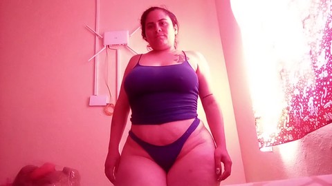 ラティーナmilf, 女性オナニー, 手コキ射精