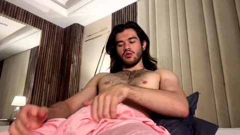 ムラムラ男, ソロ, strikes