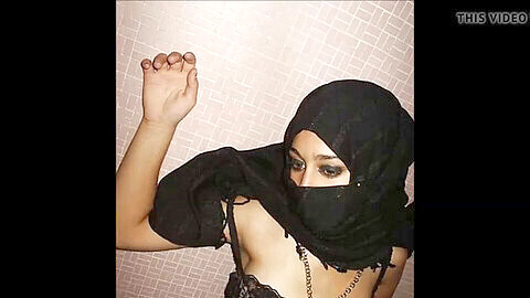 Tourofbooty, hot arab niqab, park voyeur arab