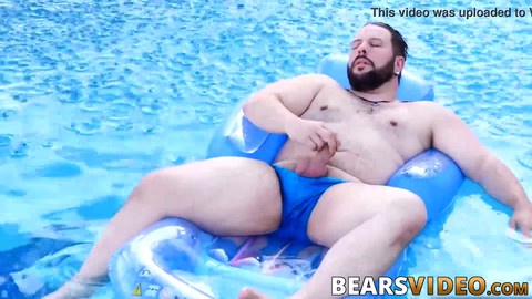 Bear, getting off, big-dick