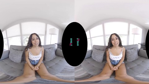 VRHUSH: La ardiente audición de la latina sensual Dania Vega